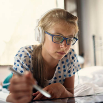 Ecole pédagogie alternative. Ateliers enfants, ados, adultes ou en entreprise. L’attention, la concentration, la gestion des émotions Le stress, le sommeil, philosopher